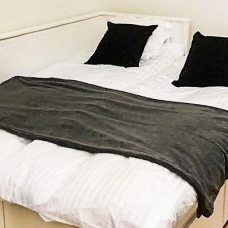 4 Person Holiday Home In L Ddek Pinge Loddekopinge ภายนอก รูปภาพ